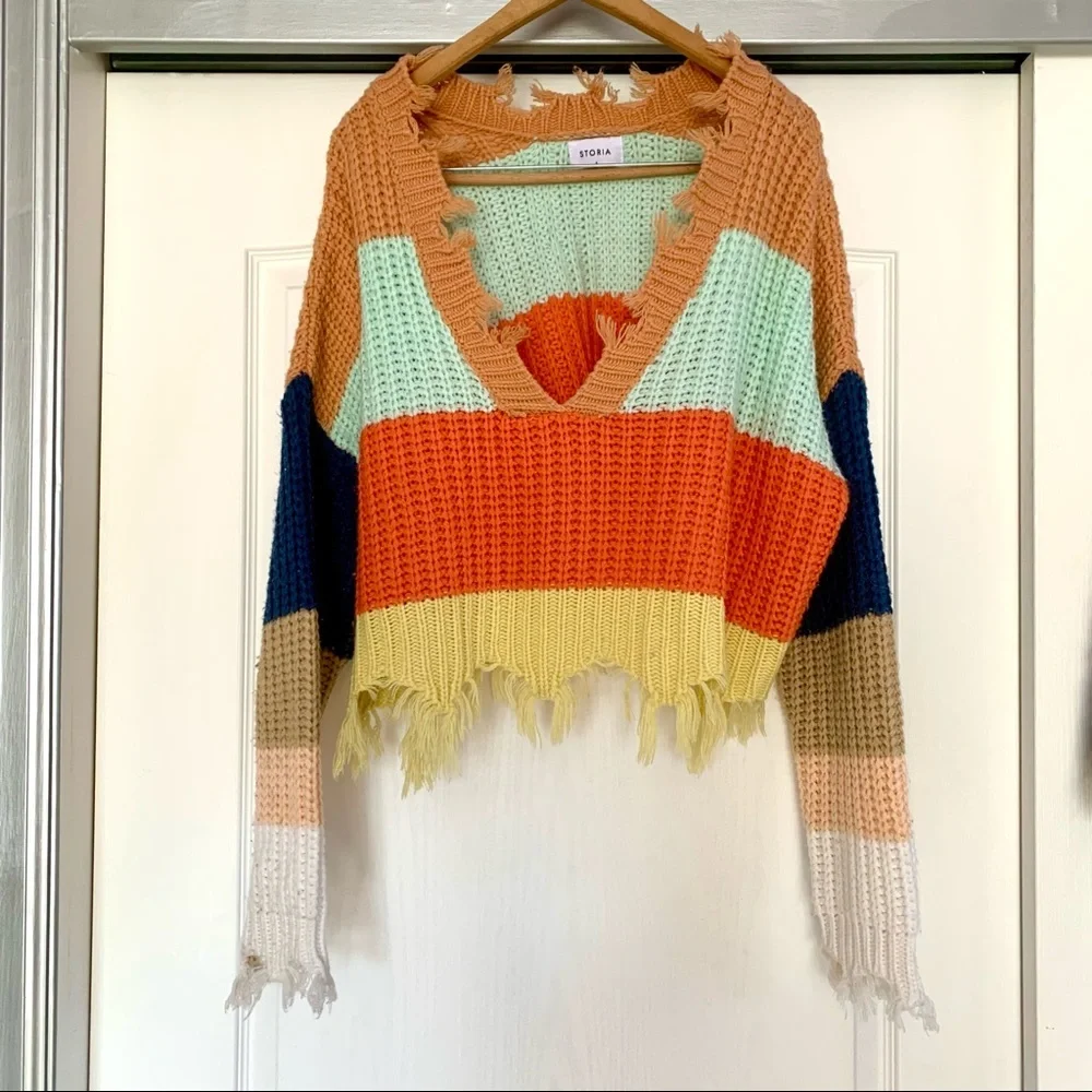 STORIA Distressed Color Block Cropped Sweater🌈 - Picture 4 of 15